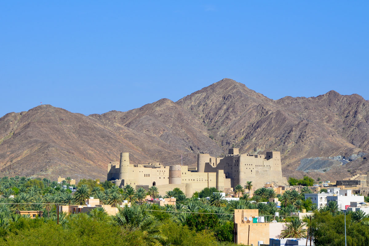 Innerhalb der Stadtmauer von Bahla thront die Festung Hisn Tamah, die als einzige Festung im Oman zum Weltkulturerbe der UNESCO zählt