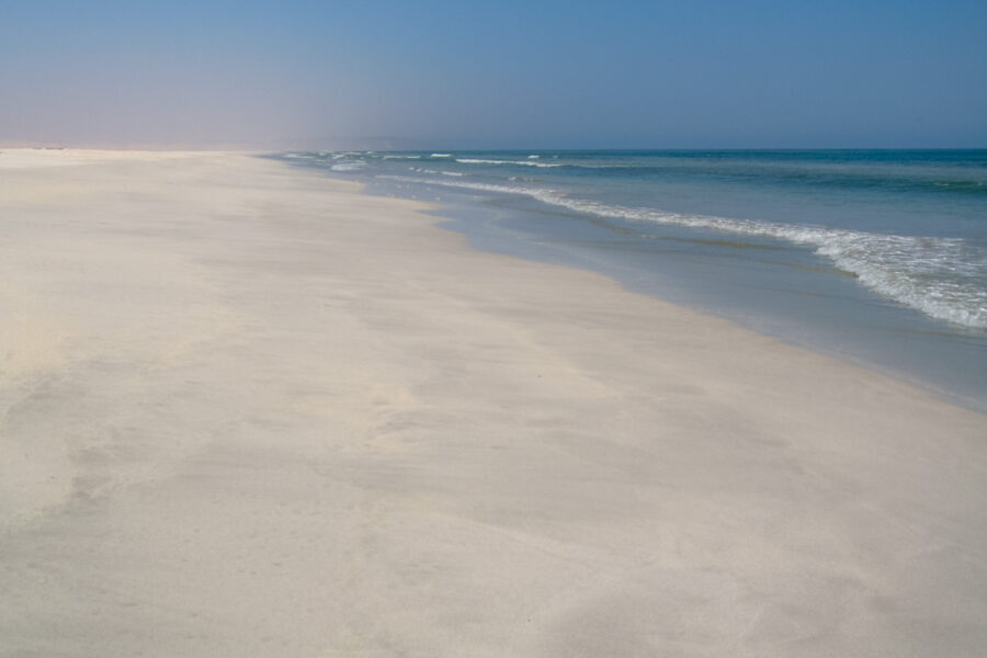 Traumstrand nicht weit vom Wadi Shuwaymiyah entfernt, Oman - © FRASHO / franks-travelbox