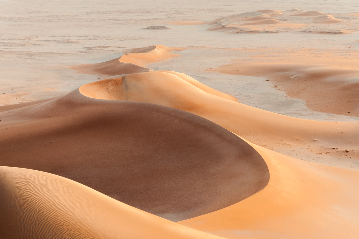 Gewaltige Temperaturschwankungen vom nächtlichen Gefrierpunkt bis zu 60°C tagsüber machen Leben in der Rub al-Khali nahezu unmöglich