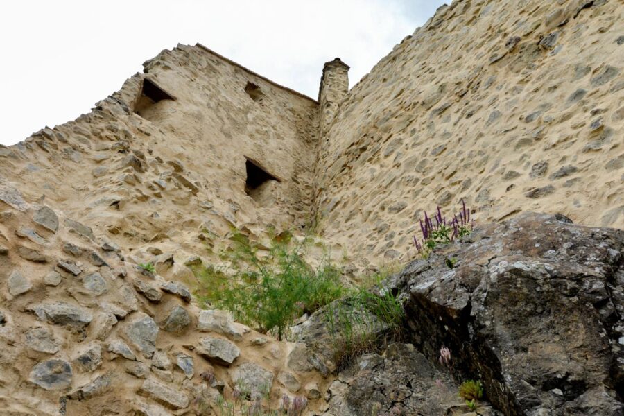 Aufgrund ihrer strategischen Lage musste die Stadt Rupea gut befestigt werden und es entstand die eindrucksvolle Repser Burg, Rumänien  - © FRASHO / franks-travelbox