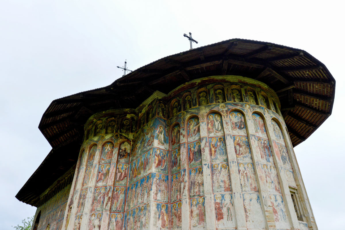 Fünf Jahre nach Fertigstellung des Klosters in Humor, Rumänien, also 1535, kamen die fantastischen Wandmalereien hinzu - © FRASHO / franks-travelbox