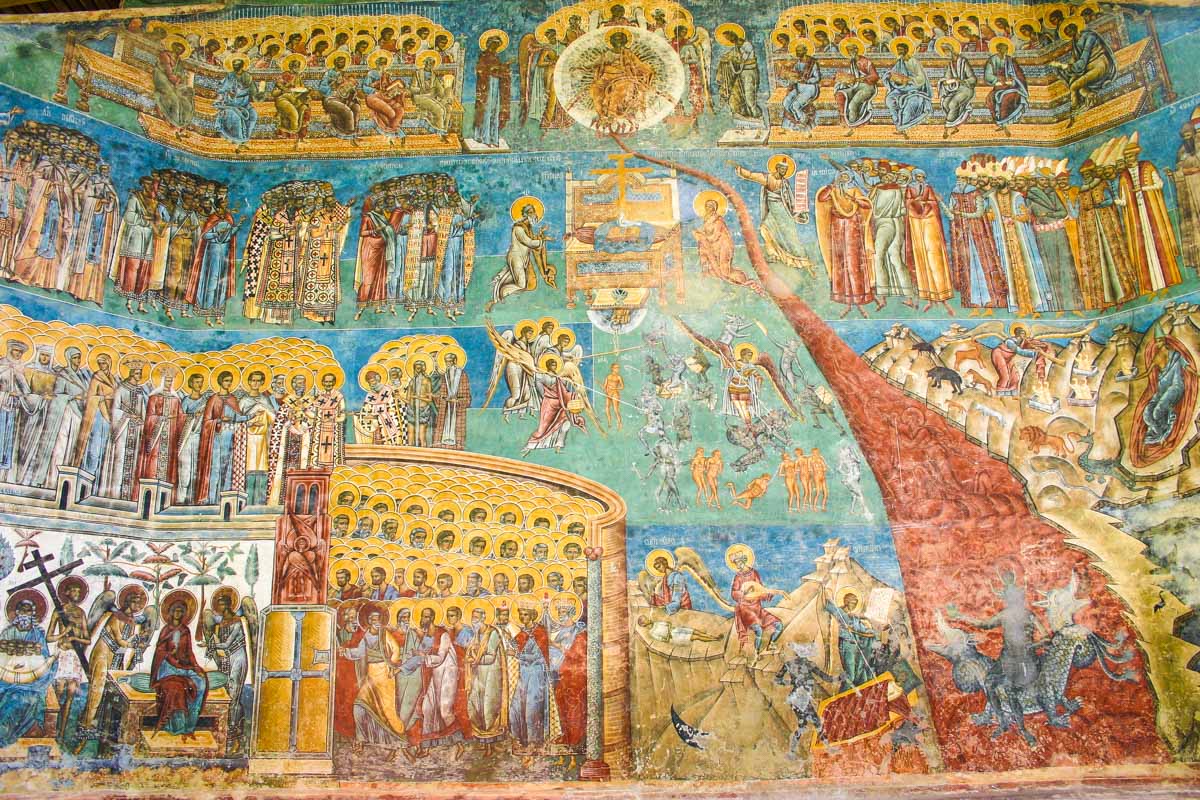 Farbenprächtige Bemalung am Kloster Voronet, ein Meisterwerk der byzantinischen Kunst, Rumänien