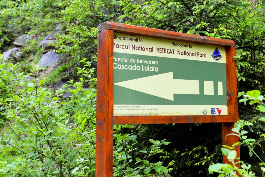 Der Nationalpark Retezat in Rumänien ist mit Campingplätzen und Besucherzentren ausgestattet und kann auf rund 20 Wanderwegen erforscht werden - © FRASHO / franks-travelbox