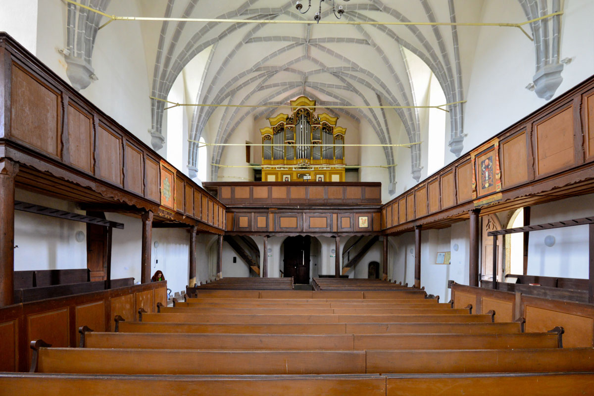 Die ehemalige Kirchenburg von Saschiz, Rumänien, fungiert heute als evangelische Kirche der kleinen Ortschaft