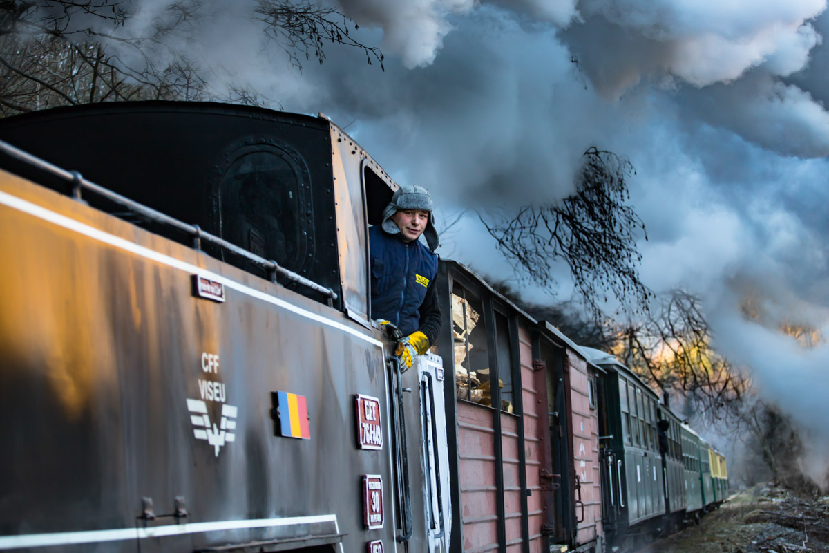 Startbahnhof der Waldbahn ist das Sägewerk im Norden von Viseu de Sus, Rumänien
